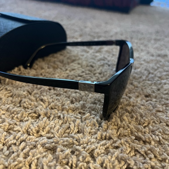 Prada Sunglass - Picture 4 of 10